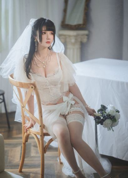 美丽的姑娘在线观看完整版_720免费观看最新